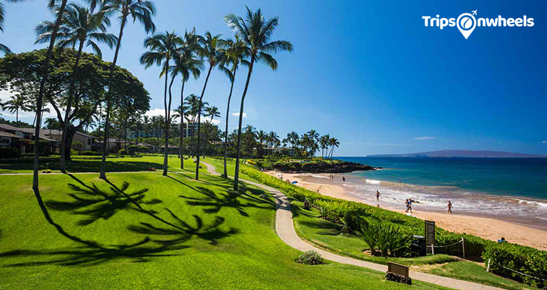 Maui Hawaii - Tripsonwheel