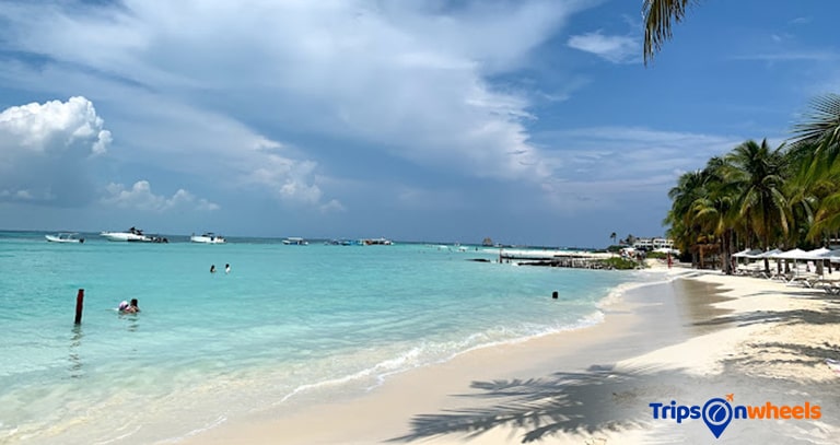Playa Norte, Isla Mujeres, Mexico - Tripsonwheel