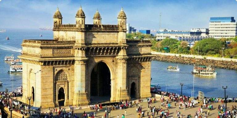 Mumbai Unwrapped: Discovering the Best Kept Secrets of the City