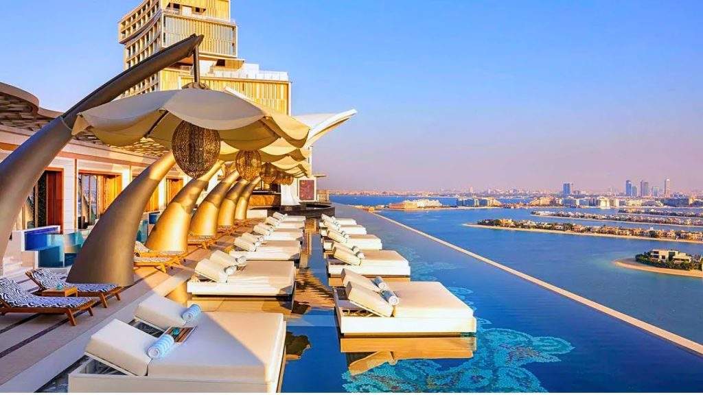 Top 10 Luxury Hotels in Dubai That Redefine Comfort and Elegance
